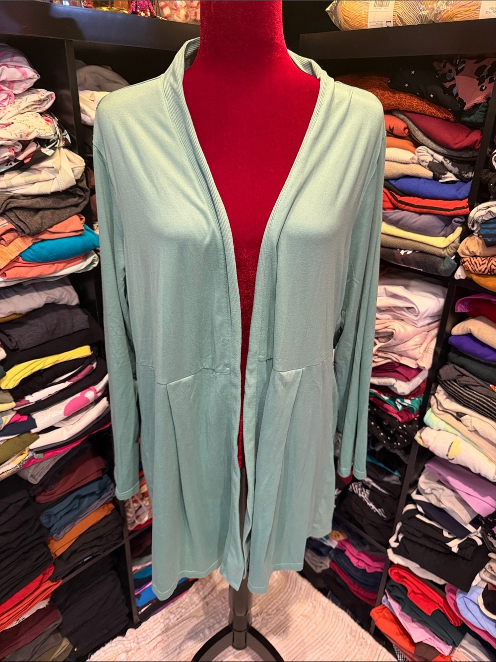 #684. Mint cardigan 1x